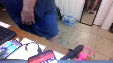 lilpackage69 online show from 12/05/25, 01:25