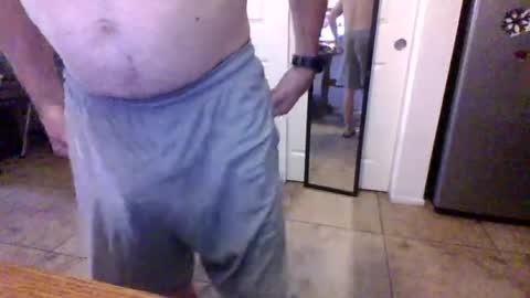 Snapshot of lilpackage69 chatting on 06/21/26, 08:00 lilpackage69 online show from 06/21/26, 08:00
