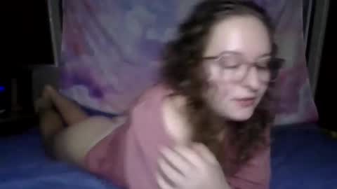 LilPies  online show from 12/11/24, 03:35