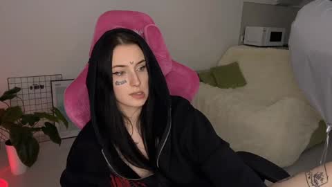 Snapshot of lilpresident chatting on 12/15/24, 01:13 lilpresident online show from 12/15/24, 01:13