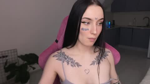 Snapshot of lilpresident chatting on 12/17/24, 05:47 lilpresident online show from 12/17/24, 05:47