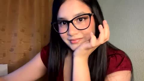 lilprincessxoxo_ online show from 01/27/25, 04:09