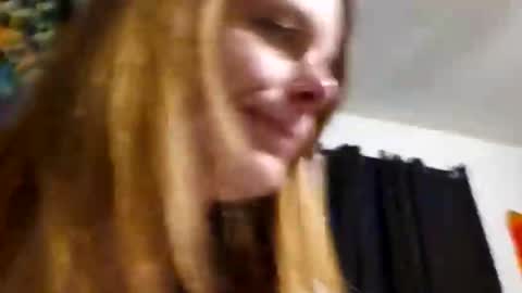 Luna online show from 03/11/26, 07:25