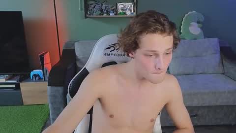 lilteddyboy online show from 10/10/25, 11:53