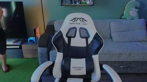 lilteddyboy online show from 10/18/25, 09:43