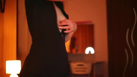 liltightbabe online show from 04/18/26, 07:58