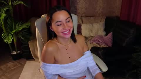 Lilu online show from 11/06/25, 04:13