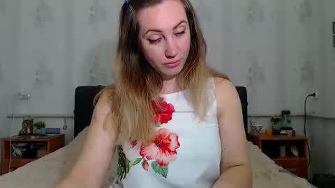 lilu_cute25 online show from 04/02/26, 10:46