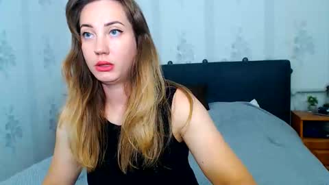 Snapshot of lilu_cute25 chatting on 06/09/26, 07:14 lilu_cute25 online show from 06/09/26, 07:14