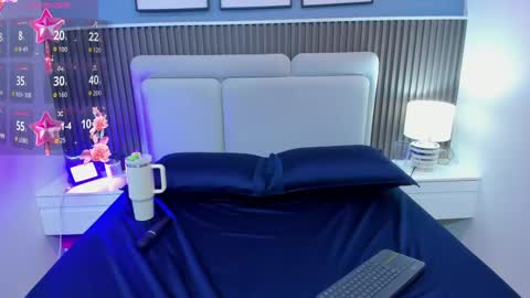  lily  online show from 09/21/25, 09:22