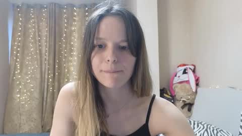 Snapshot of lily_and_jake chatting on 12/18/25, 07:36 lily_and_jake online show from 12/18/25, 07:36