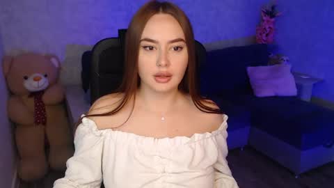 Snapshot of lily_baker_ chatting on 06/25/26, 07:35 lily_baker_ online show from 06/25/26, 07:35