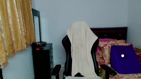 LILYB online show from 02/15/25, 04:45