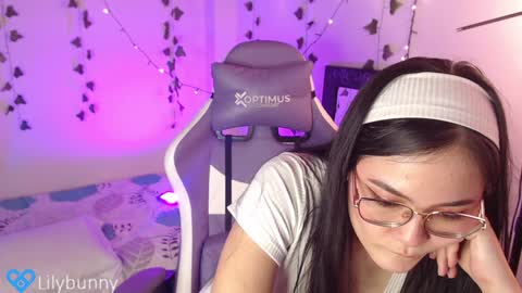 Fansly LilyBunny- help me reach 50 thumbs up online show from 02/04/25, 10:34