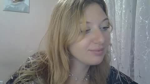 lily_ember online show from 10/05/25, 07:01