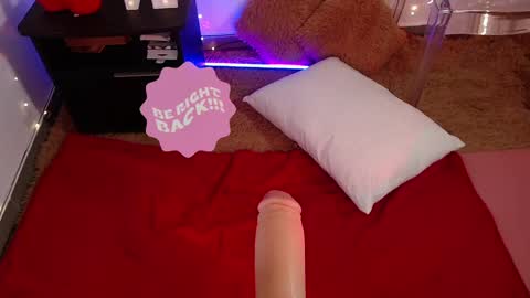 just lily online show from 12/20/24, 02:41