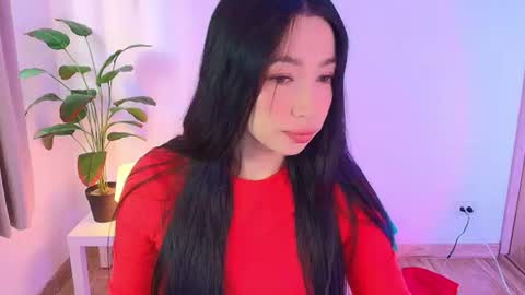 Snapshot of lily_evans_ chatting on 06/19/26, 09:18 just lily online show from 06/19/26, 09:18