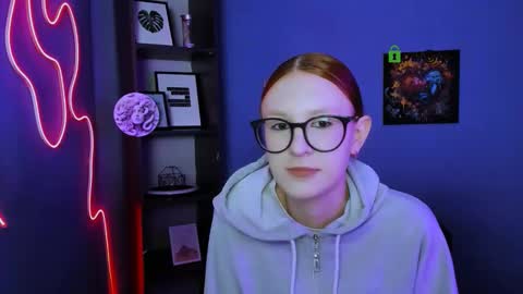 lily_fay online show from 03/19/26, 04:11