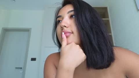 Snapshot of lily_foster_ chatting on 02/25/26, 04:00 Lily online show from 02/25/26, 04:00