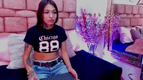 lily frox online show from 06/04/26, 12:00