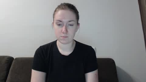 lily_love_x online show from 02/03/25, 02:25
