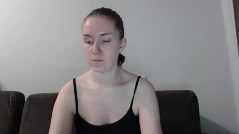lily_love_x online show from 09/22/25, 10:23