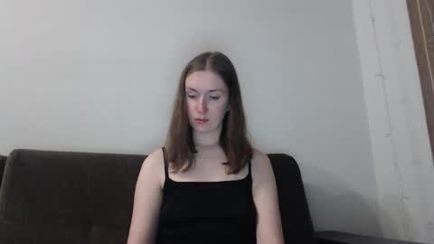 lily_love_x online show from 11/09/25, 12:20