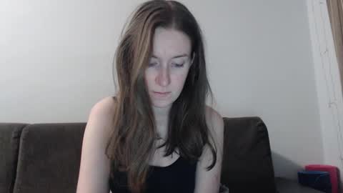 lily_love_x online show from 02/16/26, 11:56