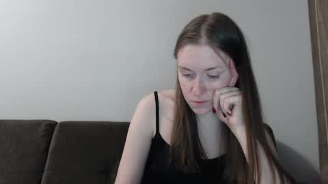 lily_love_x online show from 04/20/26, 11:17