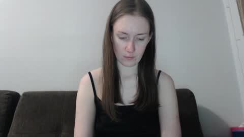 Snapshot of lily_love_x chatting on 04/25/26, 11:13 lily_love_x online show from 04/25/26, 11:13