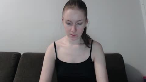 Snapshot of lily_love_x chatting on 04/28/26, 11:21 lily_love_x online show from 04/28/26, 11:21
