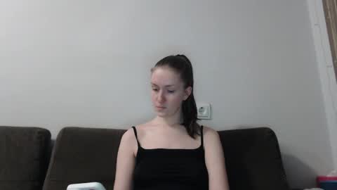 Snapshot of lily_love_x chatting on 05/01/26, 12:04 lily_love_x online show from 05/01/26, 12:04