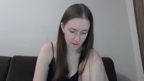 Snapshot of lily_love_x chatting on 05/21/26, 06:31 lily_love_x online show from 05/21/26, 06:31