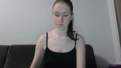 Snapshot of lily_love_x chatting on 05/23/26, 03:23 lily_love_x online show from 05/23/26, 03:23