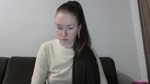 Snapshot of lily_love_x chatting on 05/29/26, 05:38 lily_love_x online show from 05/29/26, 05:38