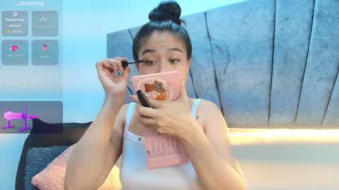Snapshot of lily_meghan chatting on 06/29/26, 08:20 LILY MEGHAN online show from 06/29/26, 08:20