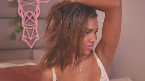 Lily Miiller online show from 11/27/25, 09:39