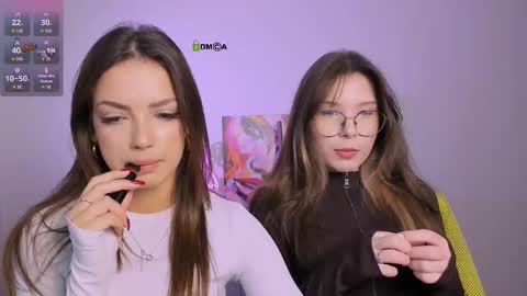 Lily online show from 09/16/25, 07:26