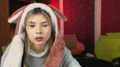 Lily online show from 01/31/26, 07:11