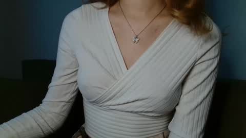 small lily online show from 04/09/26, 04:12