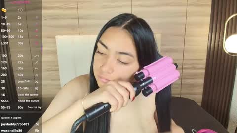 lily_waist online show from 03/06/26, 11:17