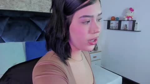 LilyWoodz online show from 11/29/25, 07:17