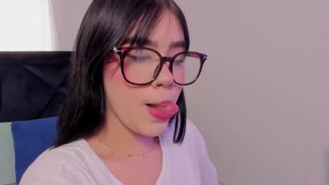 LilyWoodz online show from 02/09/26, 07:07