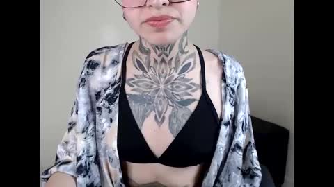 Lily online show from 01/19/25, 08:09