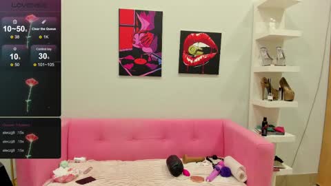 Snapshot of lilybrilly chatting on 03/10/25, 07:32 Lily online show from 03/10/25, 07:32