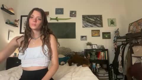 lilybrown07 online show from 02/03/26, 08:25