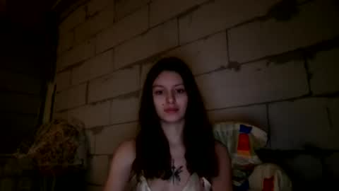 lilycandy_ online show from 02/02/25, 10:17