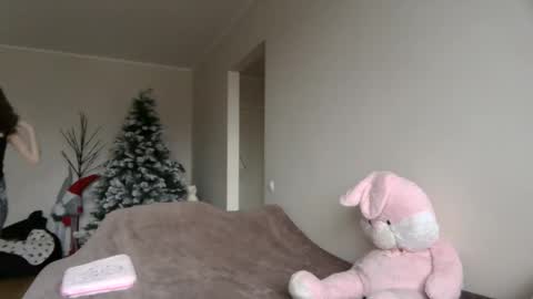 Snapshot of lilycandy_ chatting on 11/17/25, 08:53 lilycandy_ online show from 11/17/25, 08:53