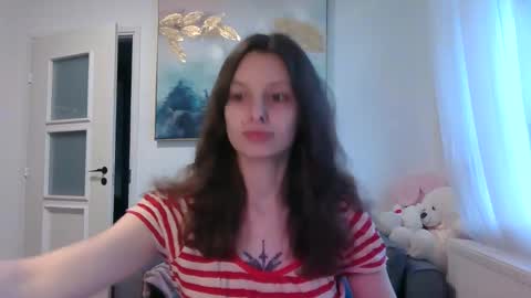 Snapshot of lilycandy_ chatting on 04/04/26, 12:35 lilycandy_ online show from 04/04/26, 12:35