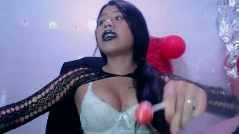 lilyjamesx online show from 03/07/26, 02:58